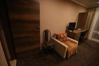 Отель Бутик Отель «Аимара» Гагра Двухместный номер с 1 кроватью и балконом-15